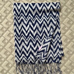 Lilly Pulitzer Navy and Cream Chevron Wrap